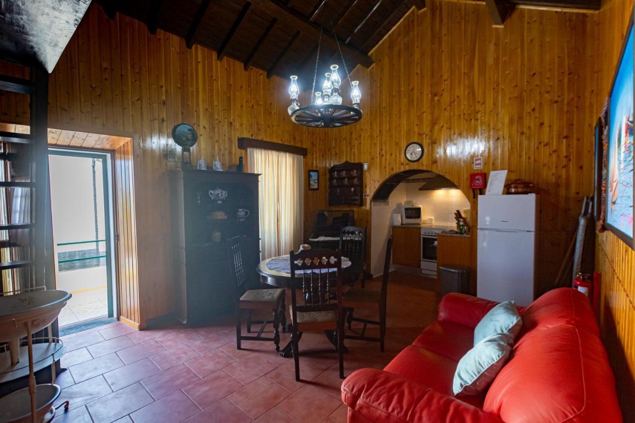 Villa Aurora House à Mosteiros  Extérieur photo