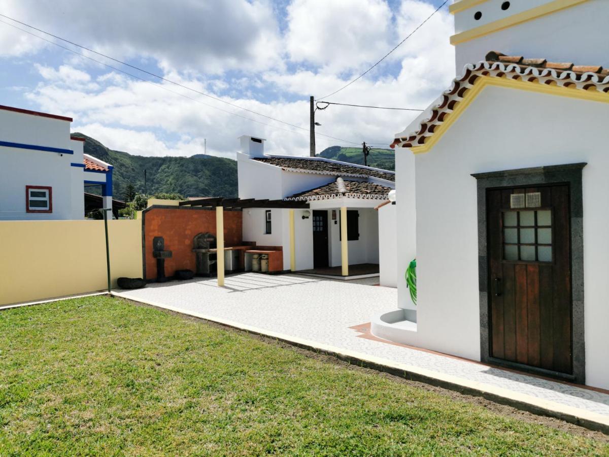 Villa Aurora House à Mosteiros  Extérieur photo